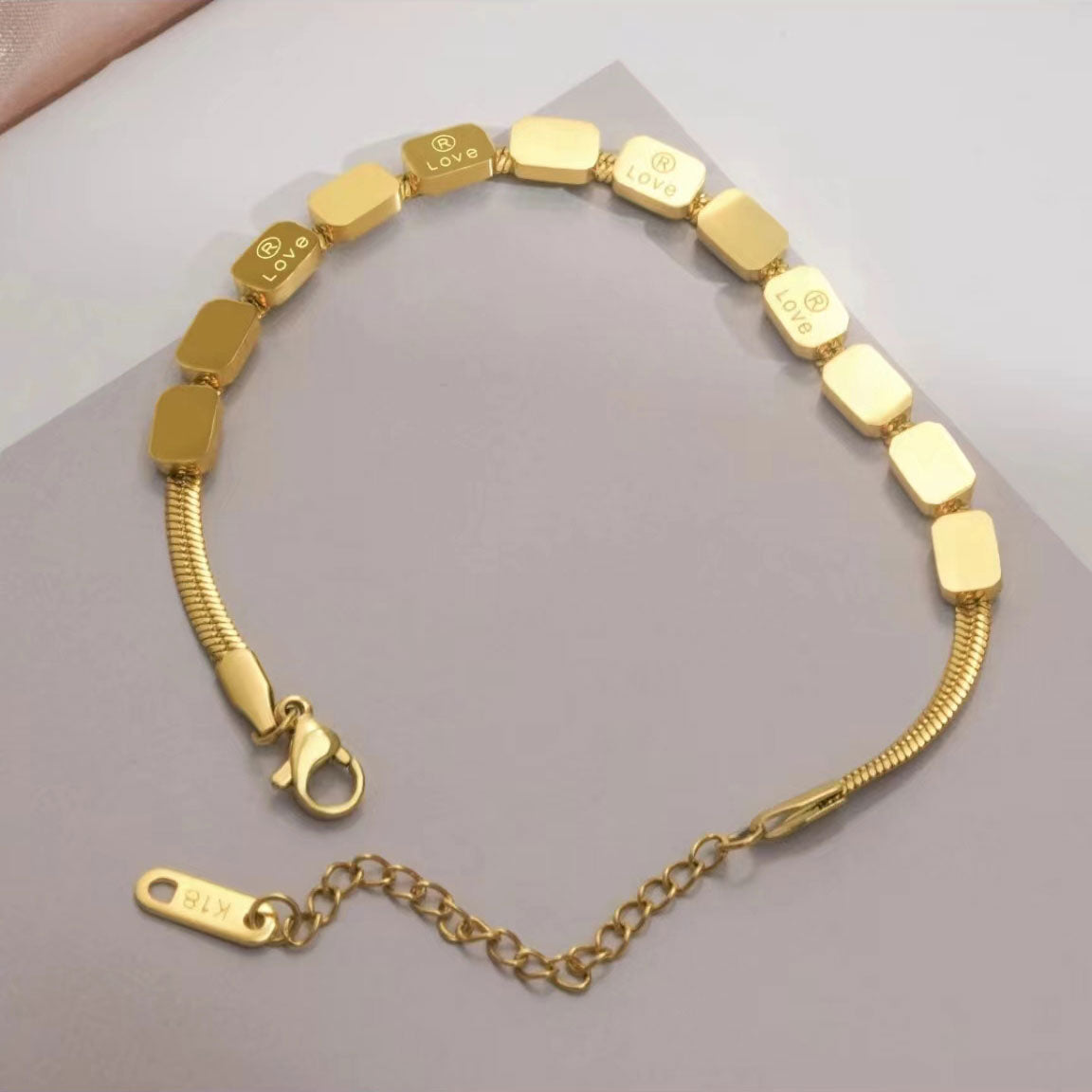 “LOVE” small cube bracelet